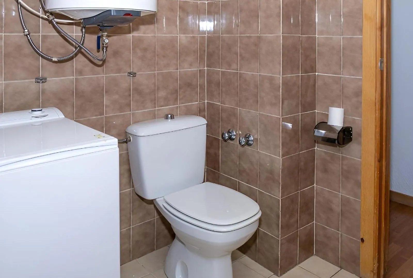 Daire Apartamento En Zona Baja Con Terraza Garaje Opcional Y Descuentos En Acceso A Pistas Y Material De Esqui Sierra Nevada